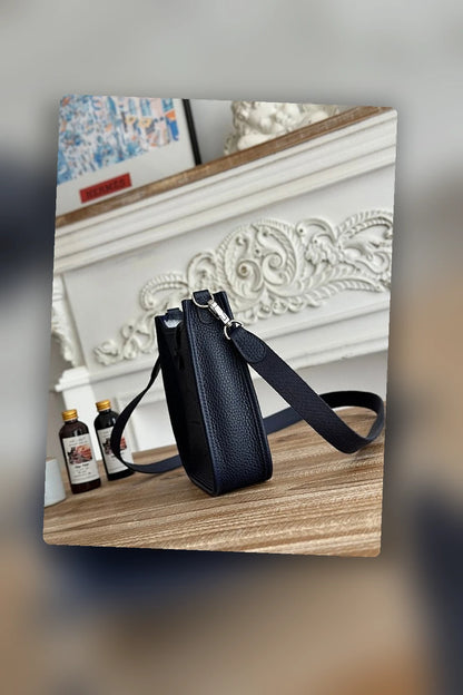 NB - HMS Bag - 1002