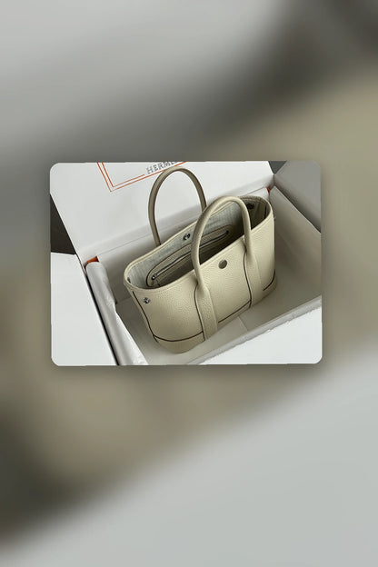 NB - HMS Bag - 049