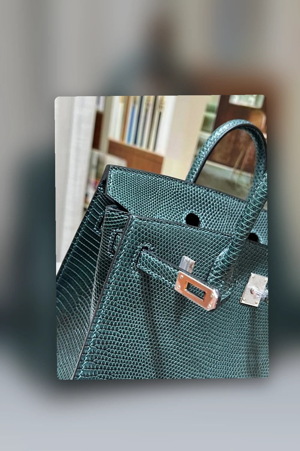 NB - HMS Bag - 674