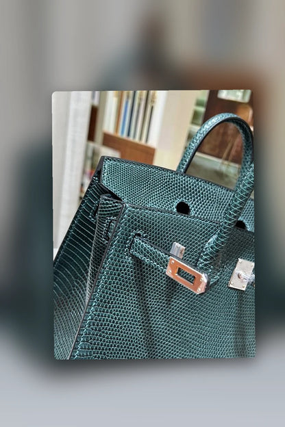 NB - HMS Bag - 674