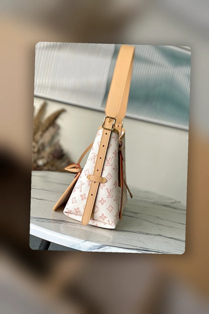 NB - LOV Bag - 179