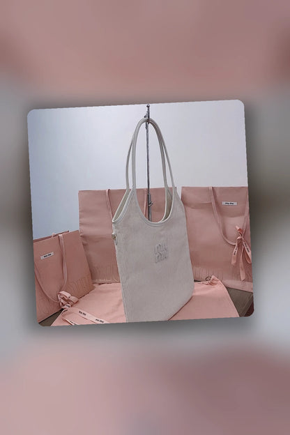NB - MMU Bag - 223