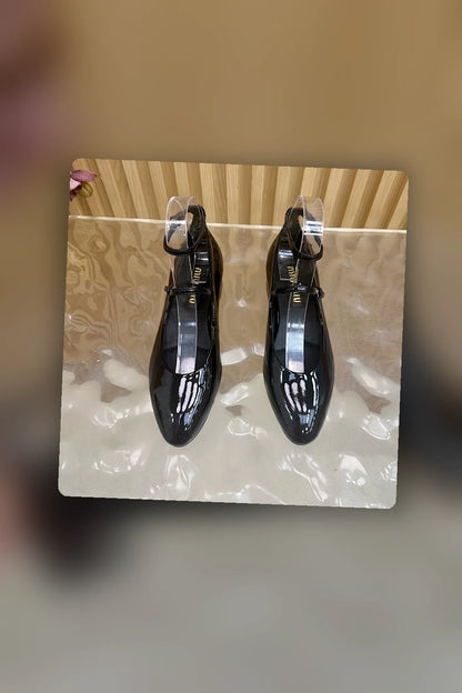NB - MMU Women Shoes - 612