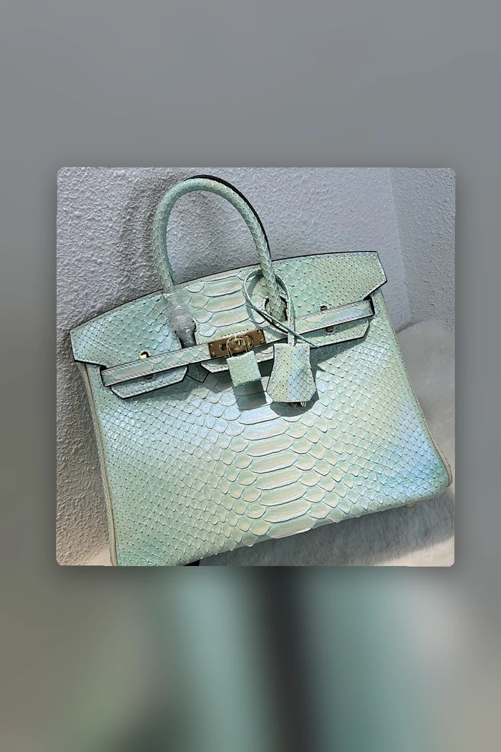 NB - HMS Bag - 984