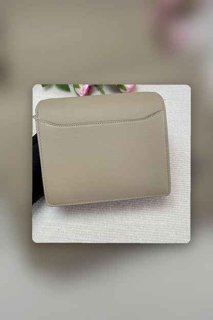 NB - HMS Bag - 1764