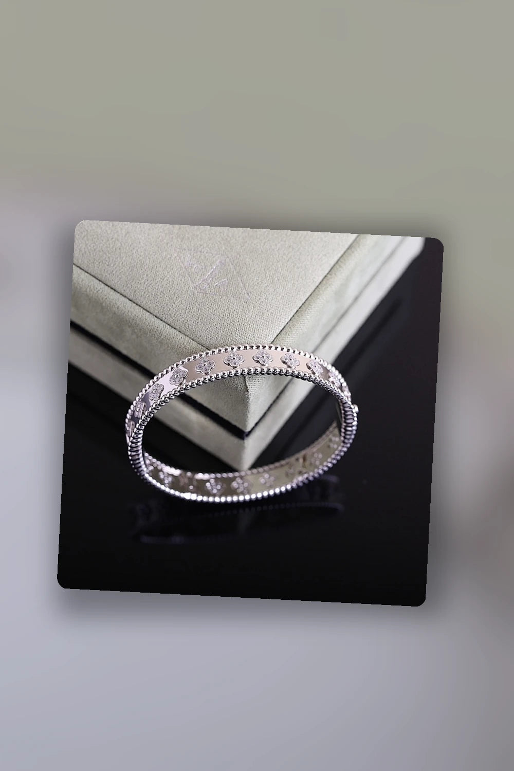 NB - VACA Jewelry - 240