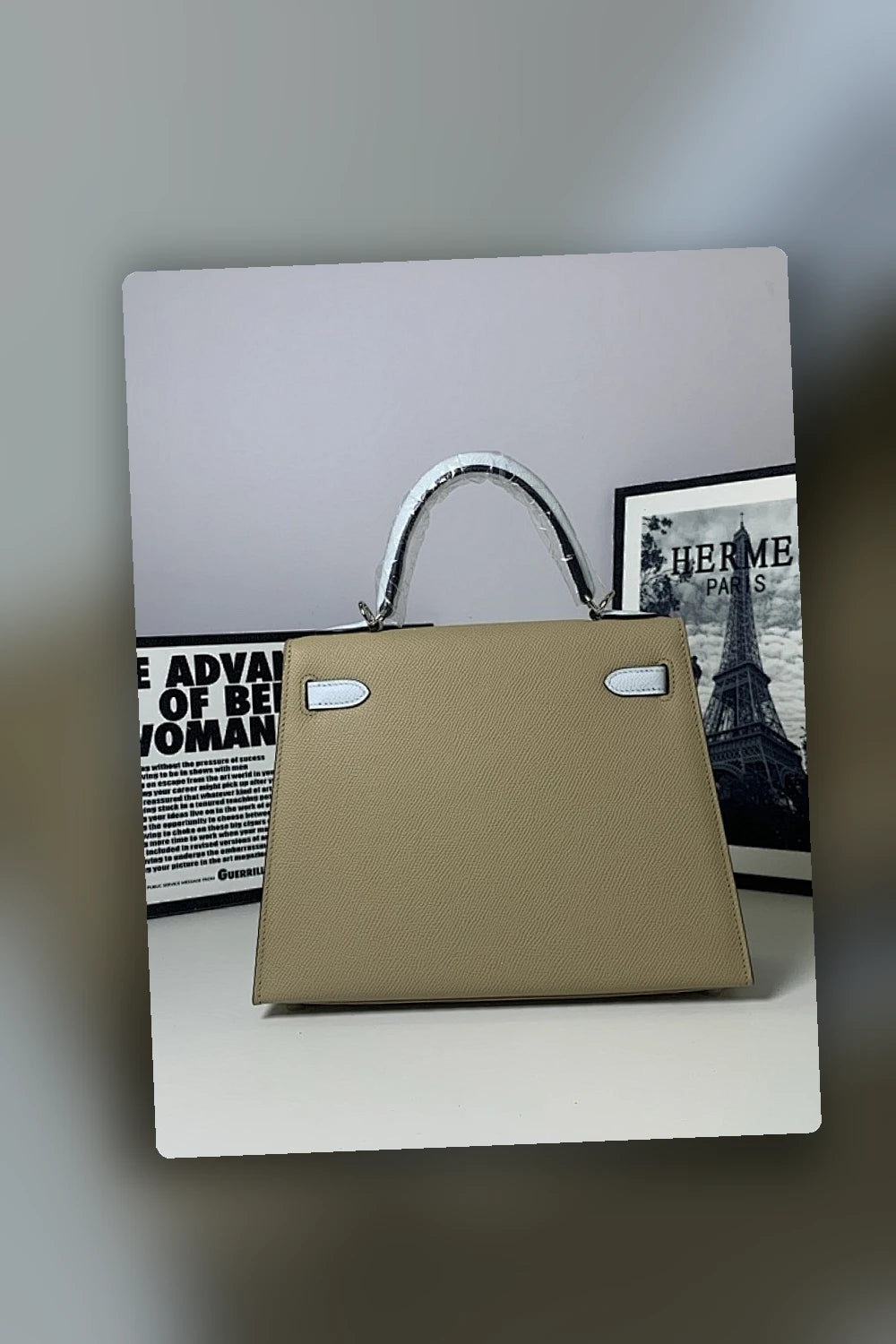 NB - HMS Bag - 842