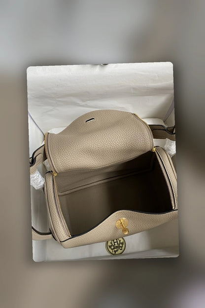 NB - HMS Bag - 718