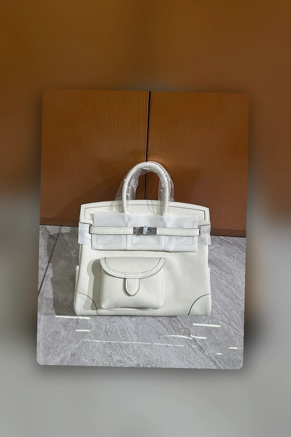 NB - HMS Bag - 1423