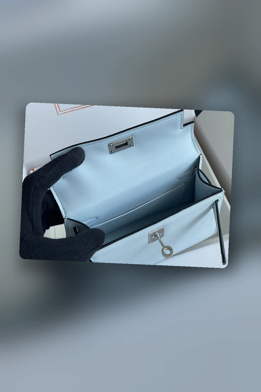 NB - HMS Bag - 128