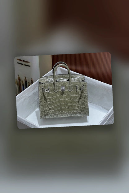 NB - HMS Bag - 670