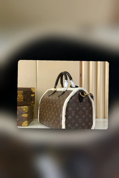 NB - LOV Bag - 1187