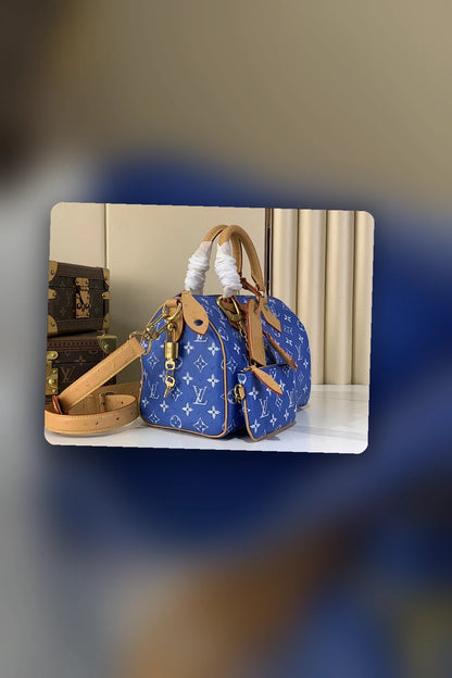 NB - LOV Bag - 1102