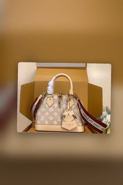 NB - LOV Bag - 1064