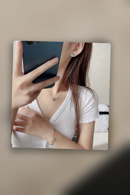 NB - LOV Jewelry - 562