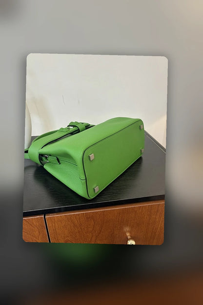 NB - HMS Bag - 1474