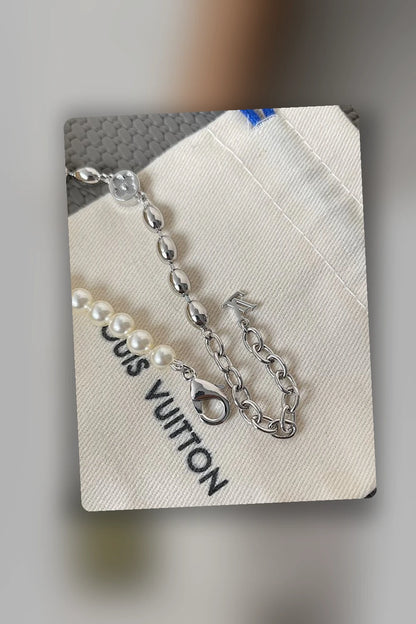 NB - LOV Jewelry - 827
