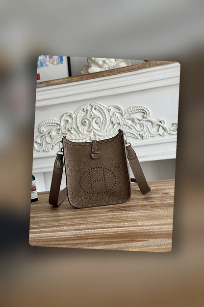 NB - HMS Bag - 1011