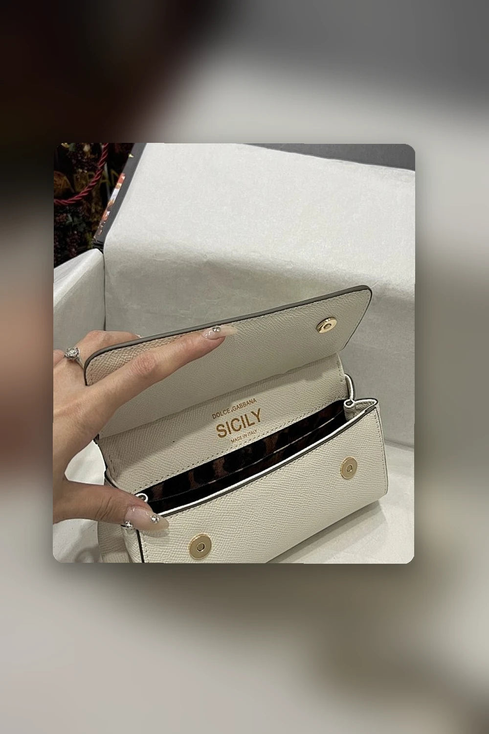 NB - DAG Bag - 812