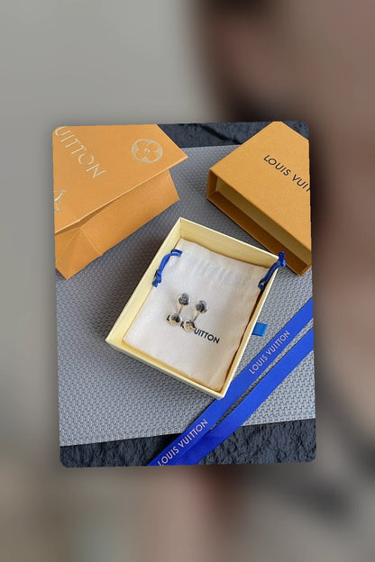 NB - LOV Jewelry - 677
