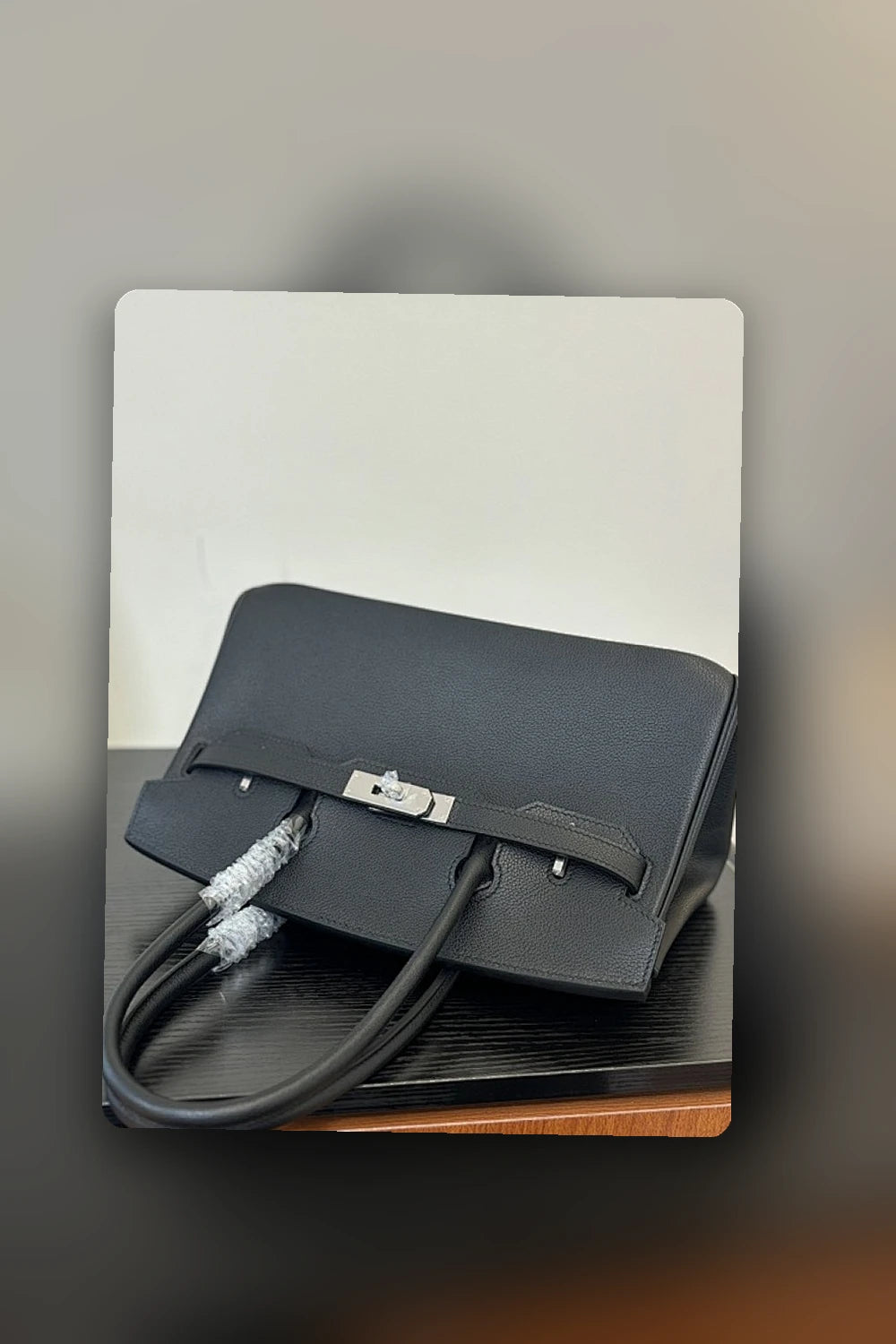 NB - HMS Bag - 1830
