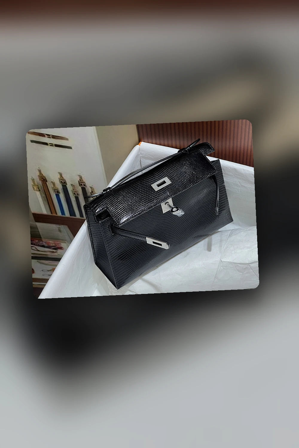 NB - HMS Bag - 655
