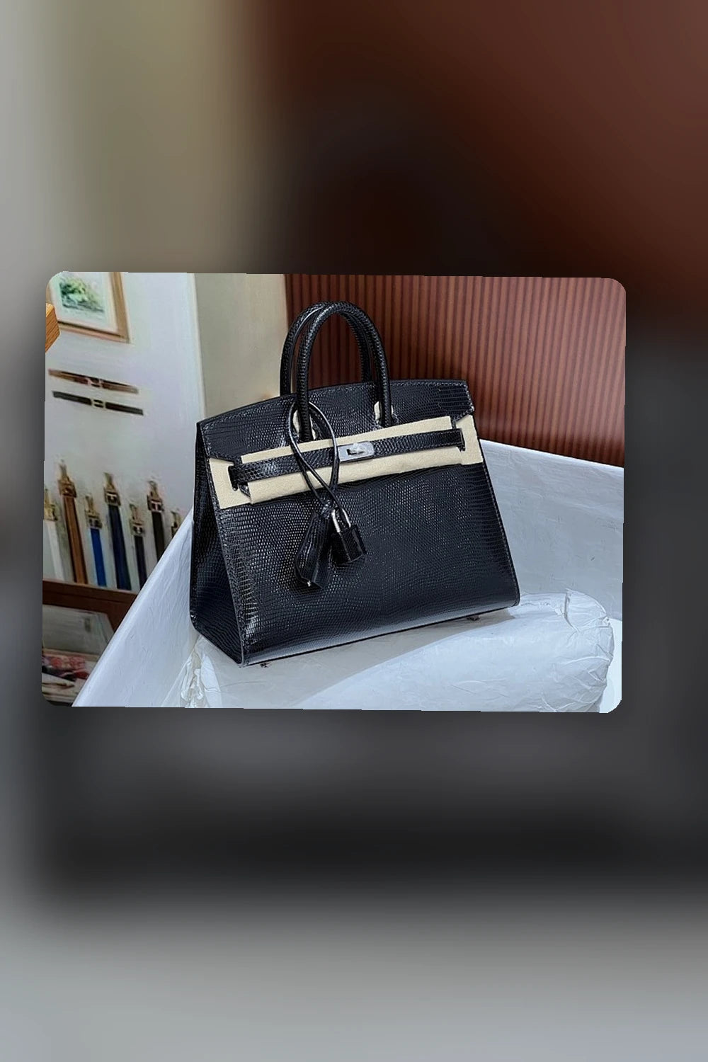 NB - HMS Bag - 676