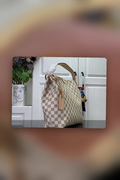 NB - LOV Bag - 1533