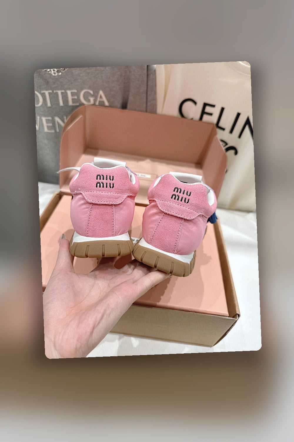 NB - MMU Women Shoes - 255