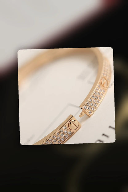 NB - CRA Jewelry - 038