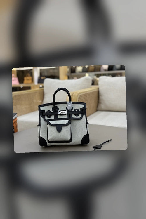NB - HMS Bag - 1379