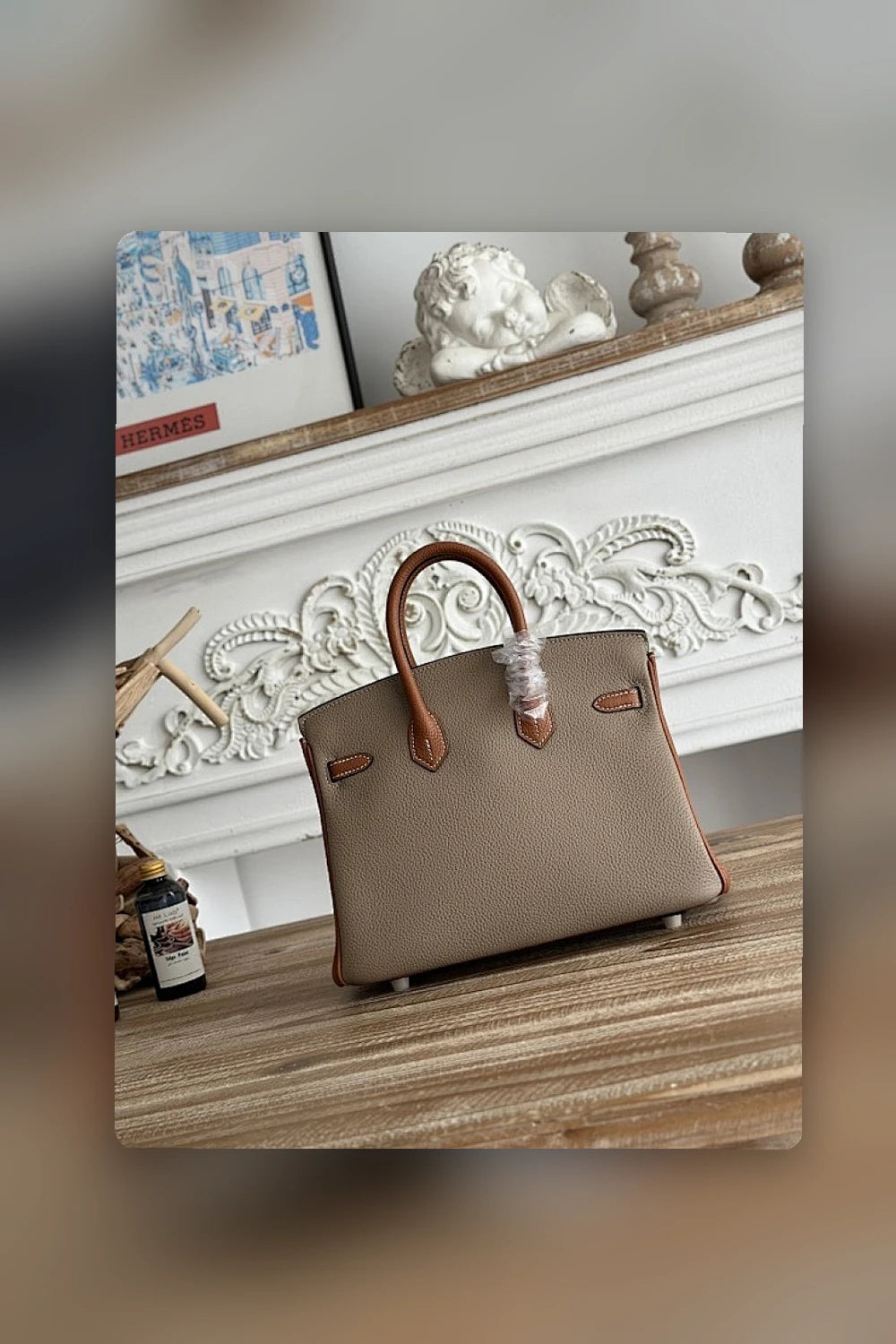 NB - HMS Bag - 1664