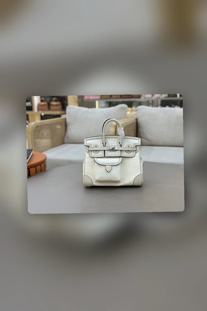 NB - HMS Bag - 1377