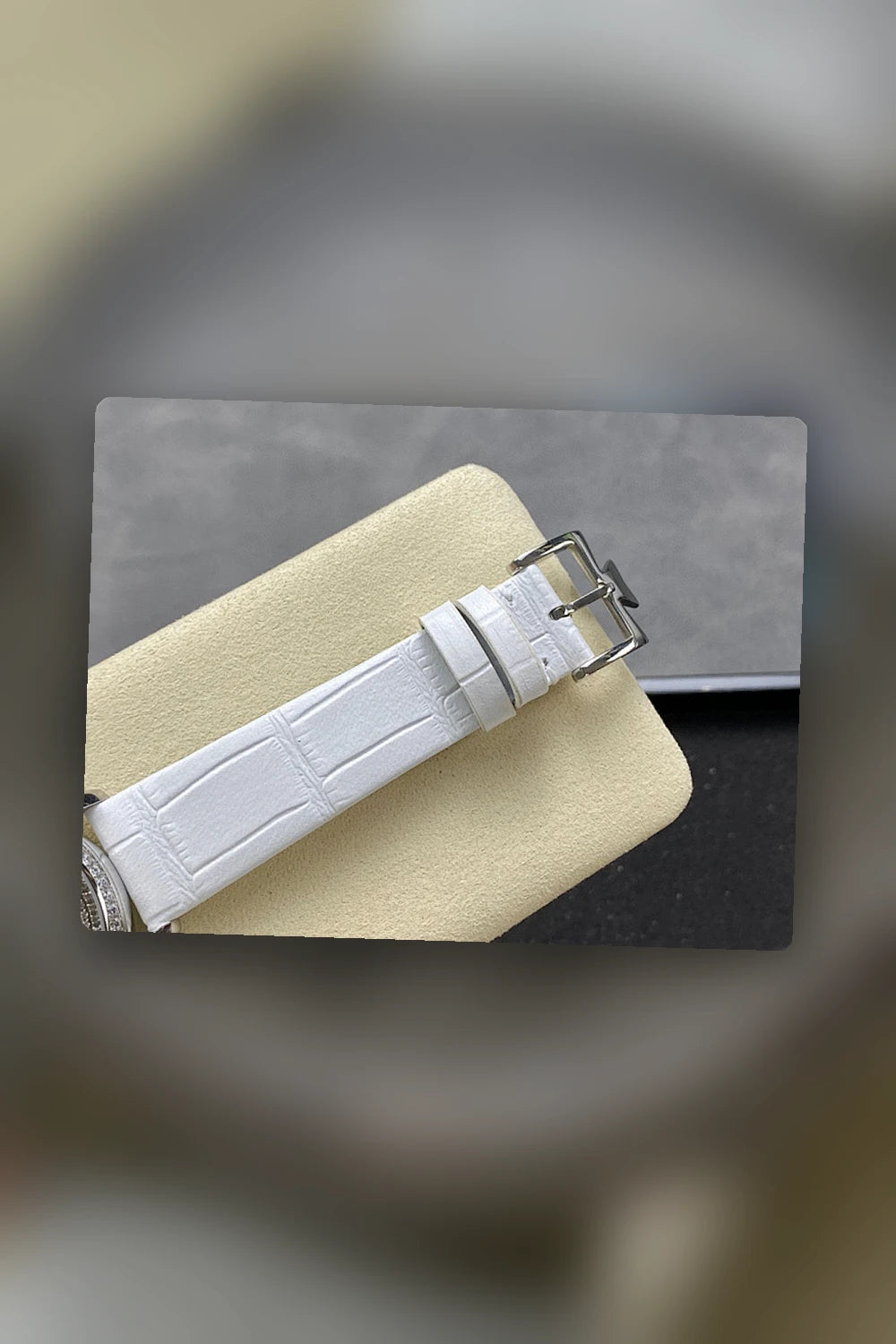 NB - Mix Watch - 230