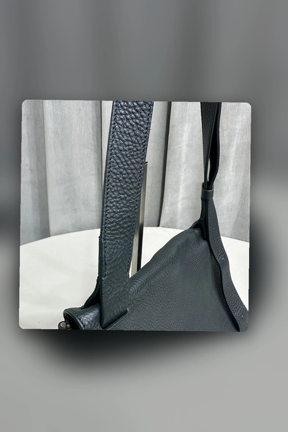 NB - THR Bag - 880