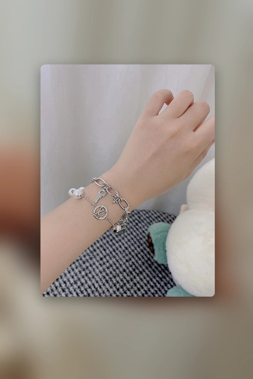 NB - LOV Jewelry - 023