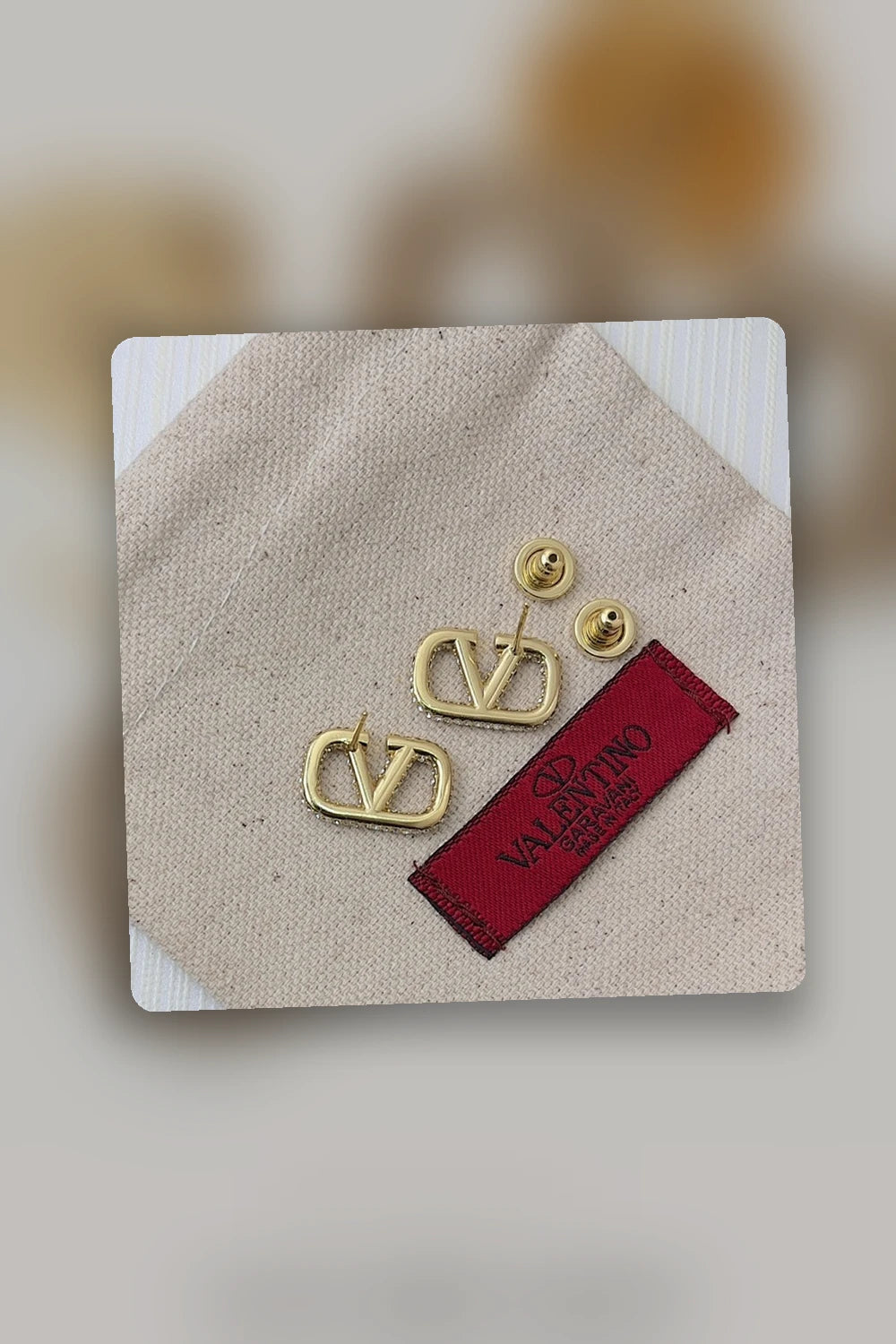 NB - VEL Jewelry - 680