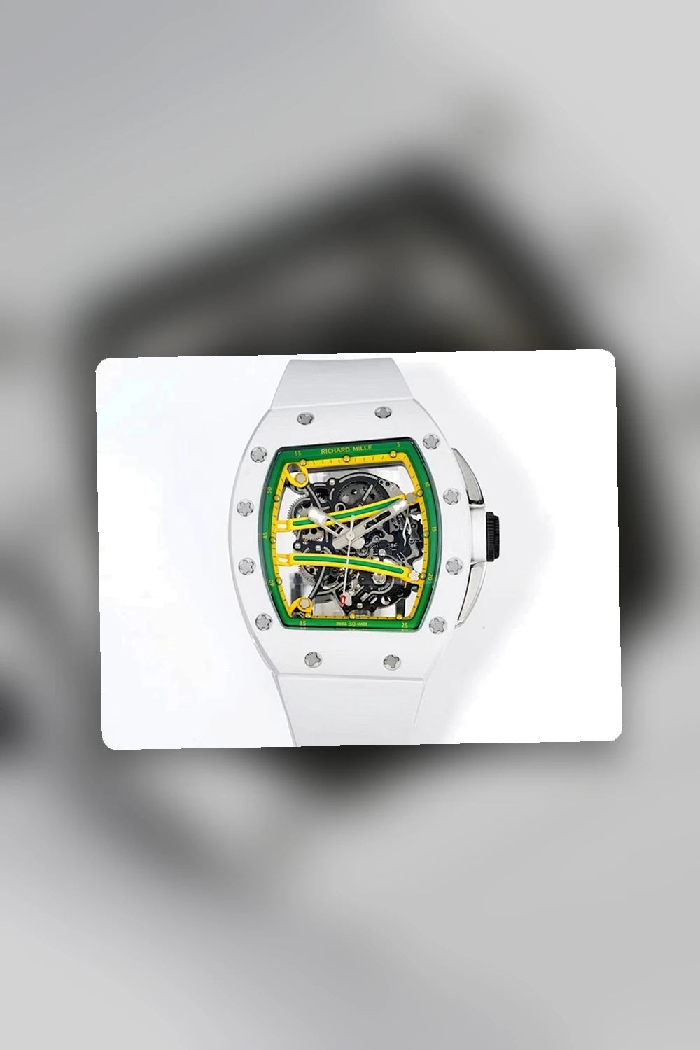 NB - Mix Watch - 526