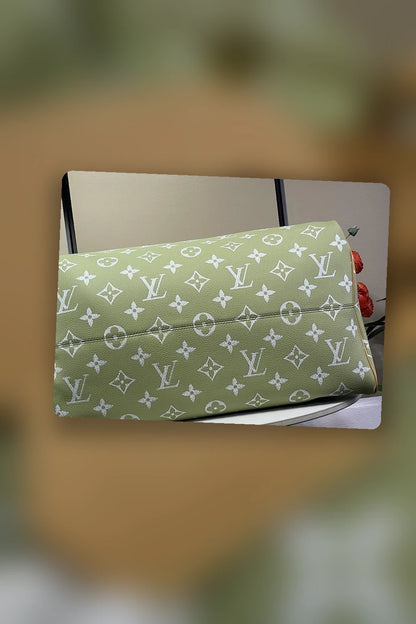 NB - LOV Bag - 1028