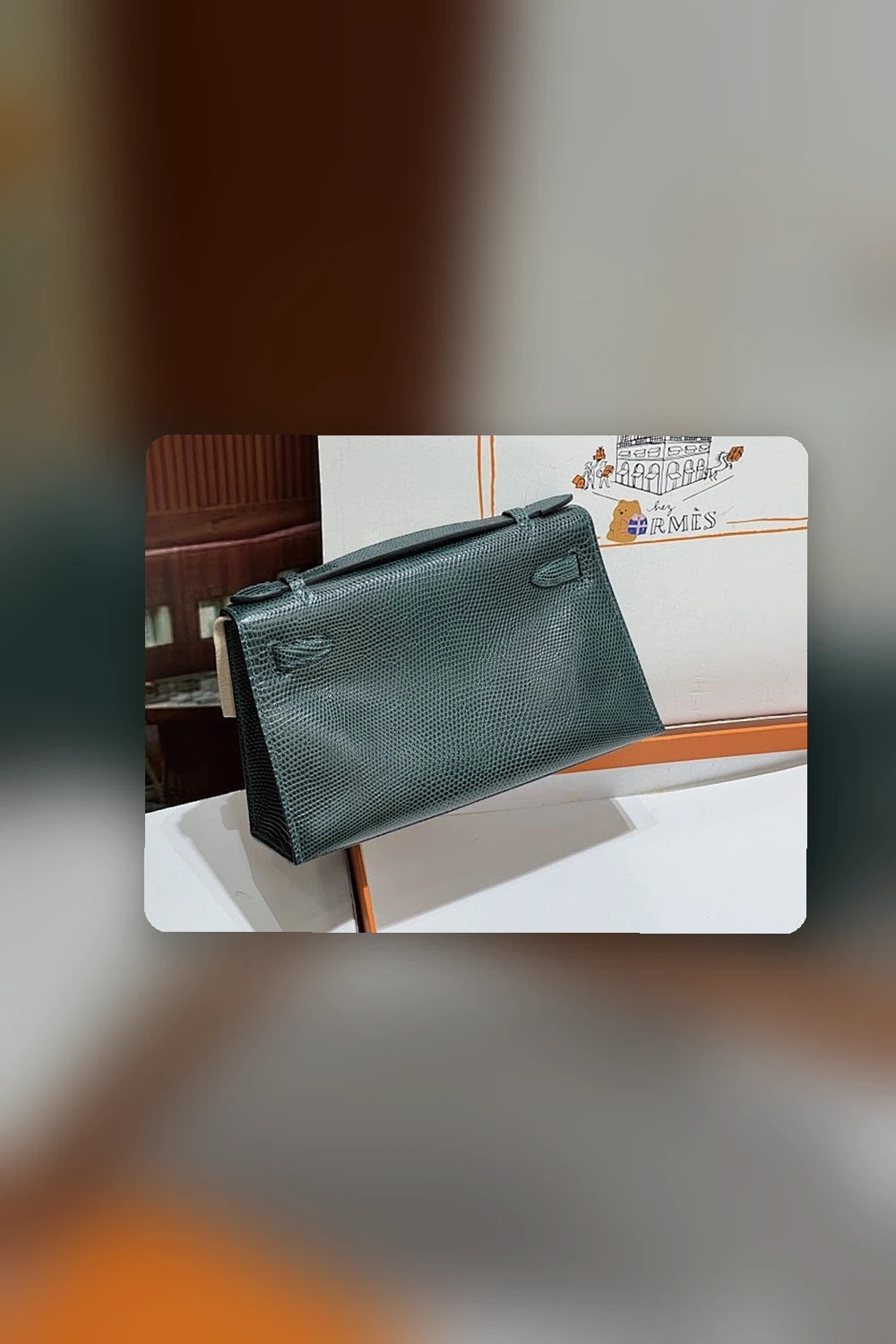 NB - HMS Bag - 663