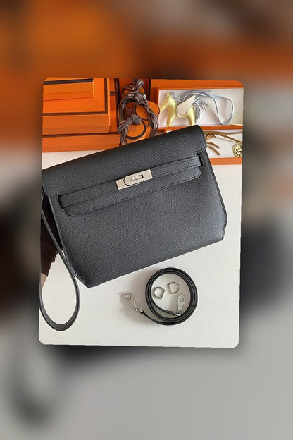 NB - HMS Bag - 1082