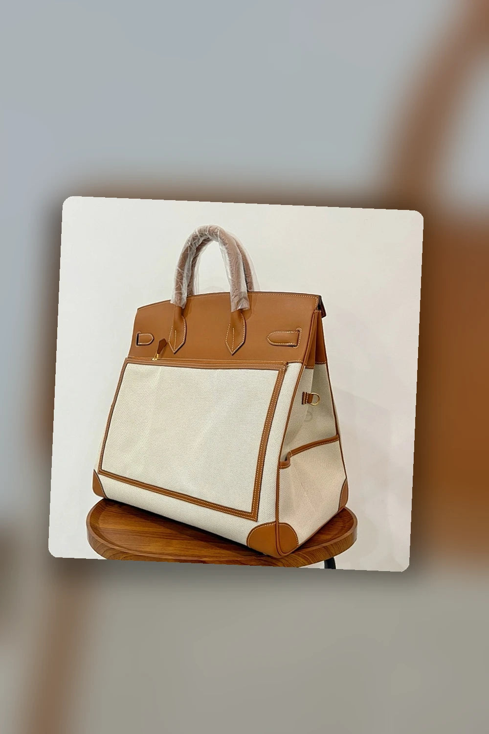 NB - HMS Bag - 1589