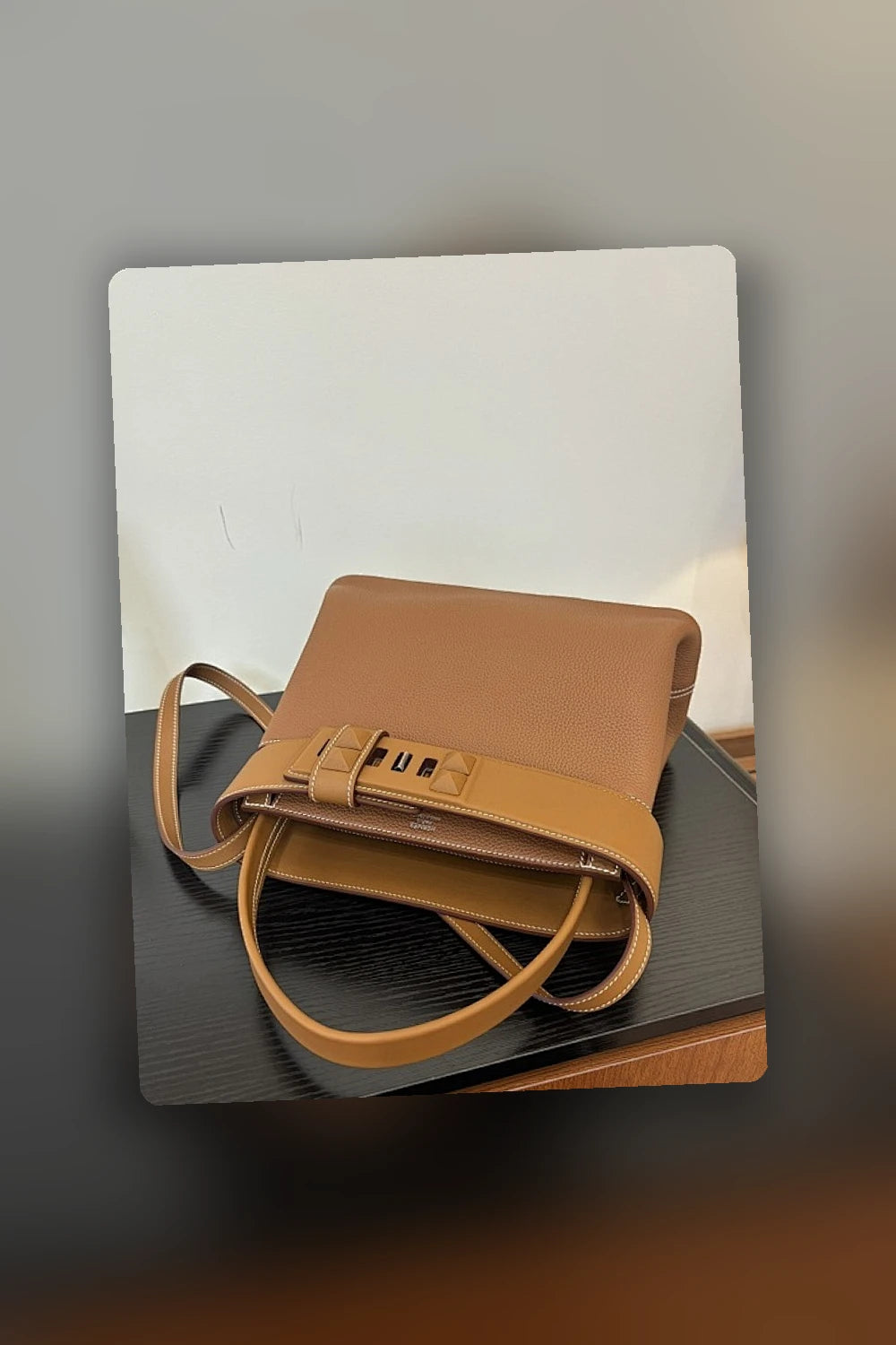 NB - HMS Bag - 1476