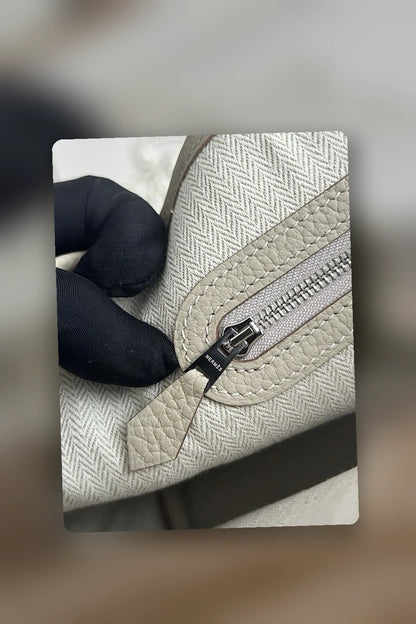 NB - HMS Bag - 069