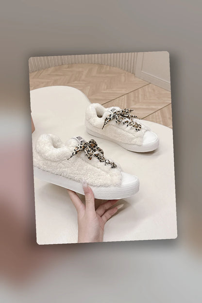 NB - MMU Women Shoes - 713