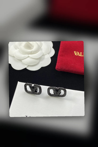 NB - VEL Jewelry - 672
