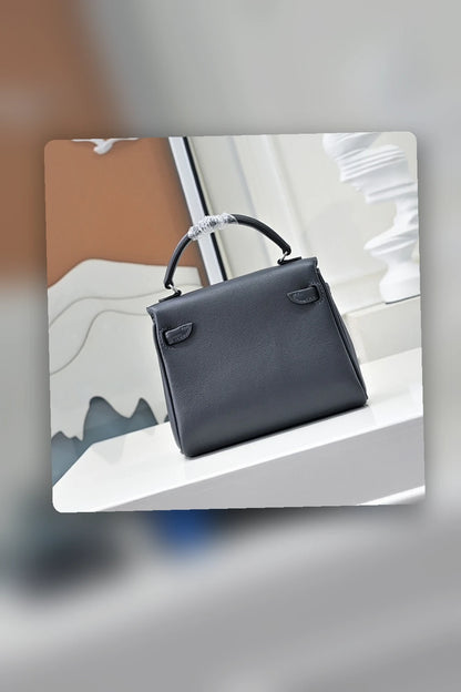 NB - HMS Bag - 1053