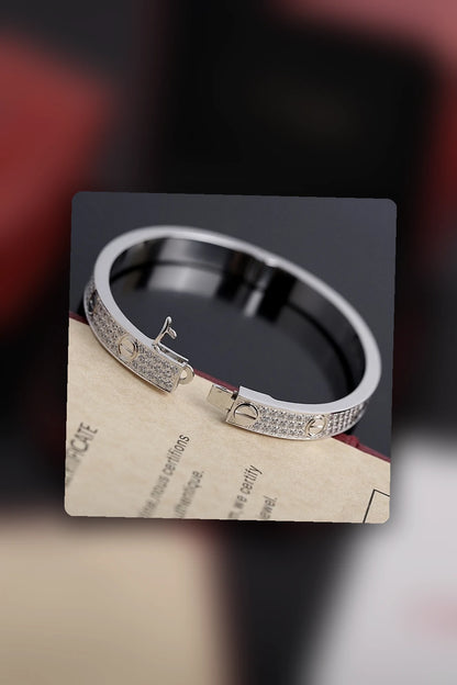 NB - CRA Jewelry - 112