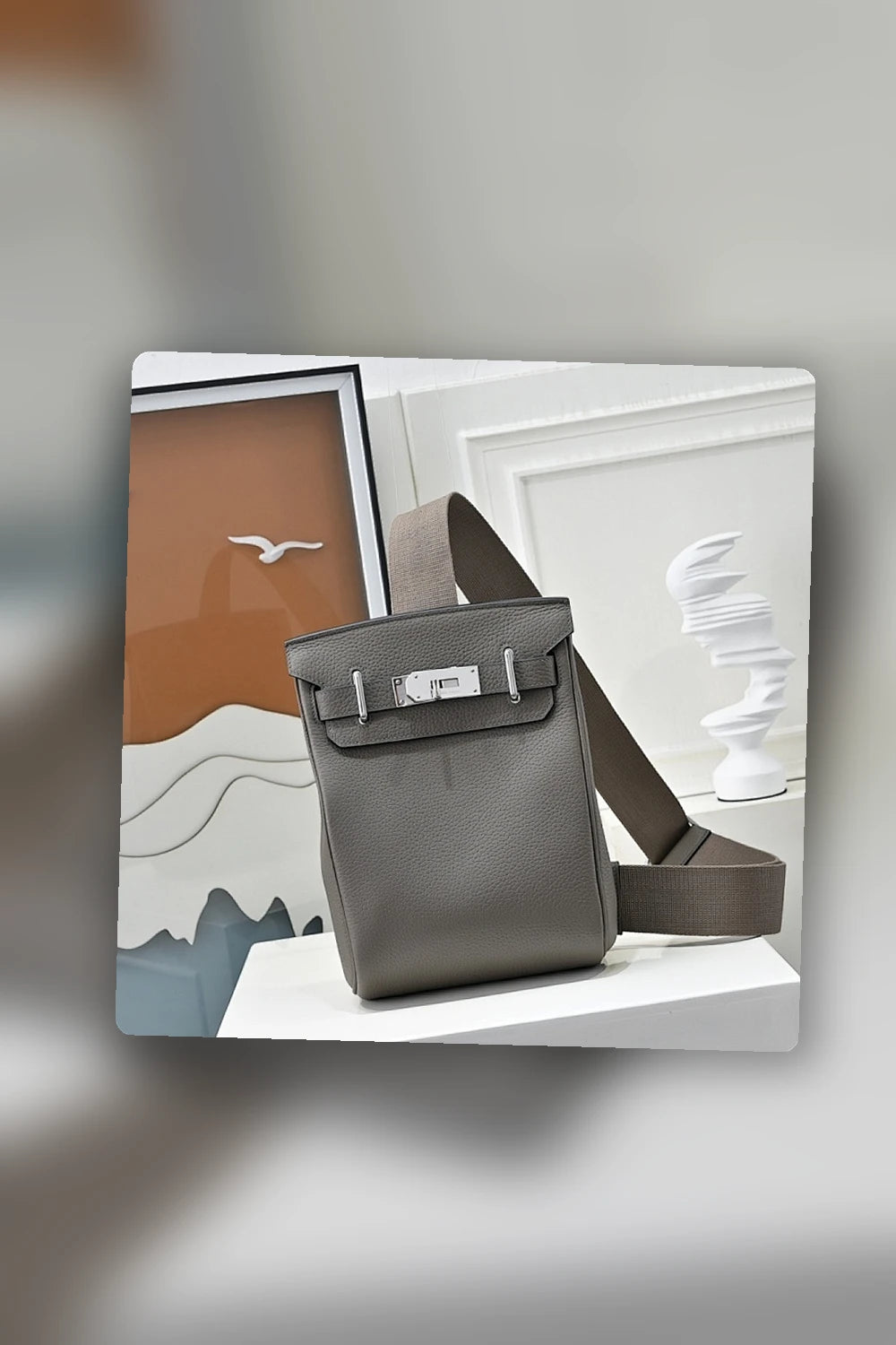 NB - HMS Bag - 1059