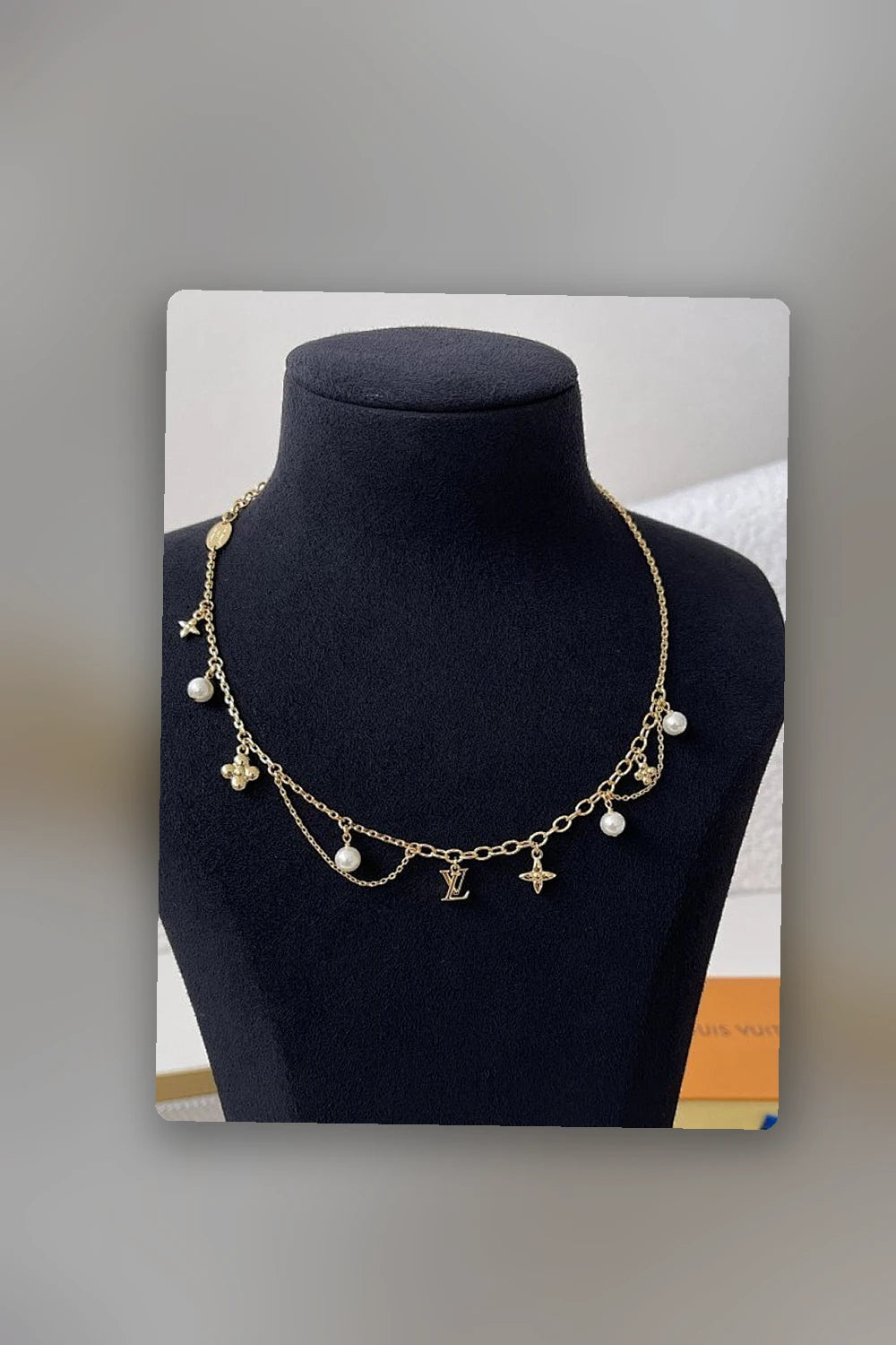 NB - LOV Jewelry - 052